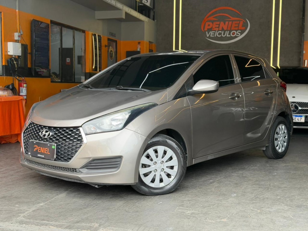 Hyundai HB20 1.0 Unique 12V Flex 4P Manual - foto 2