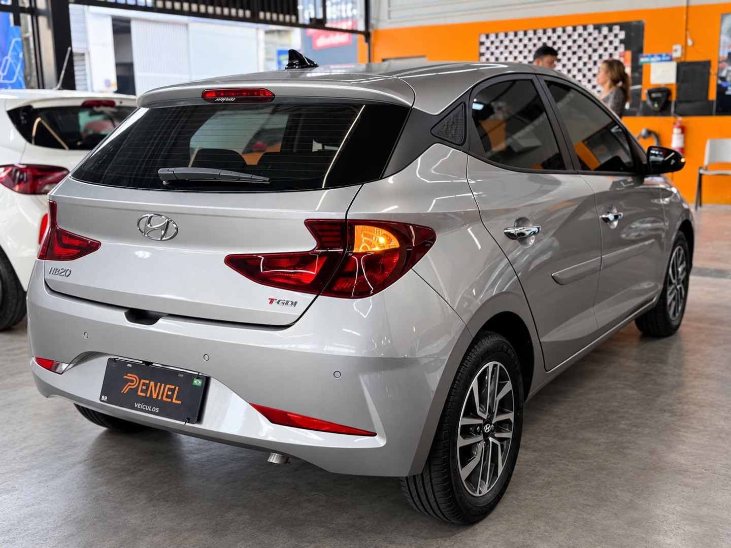 Hyundai HB20S 1.0 TGDI Flex Platinum Automático - foto 3