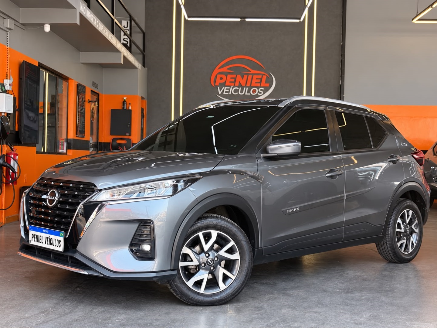 NISSAN KICKS