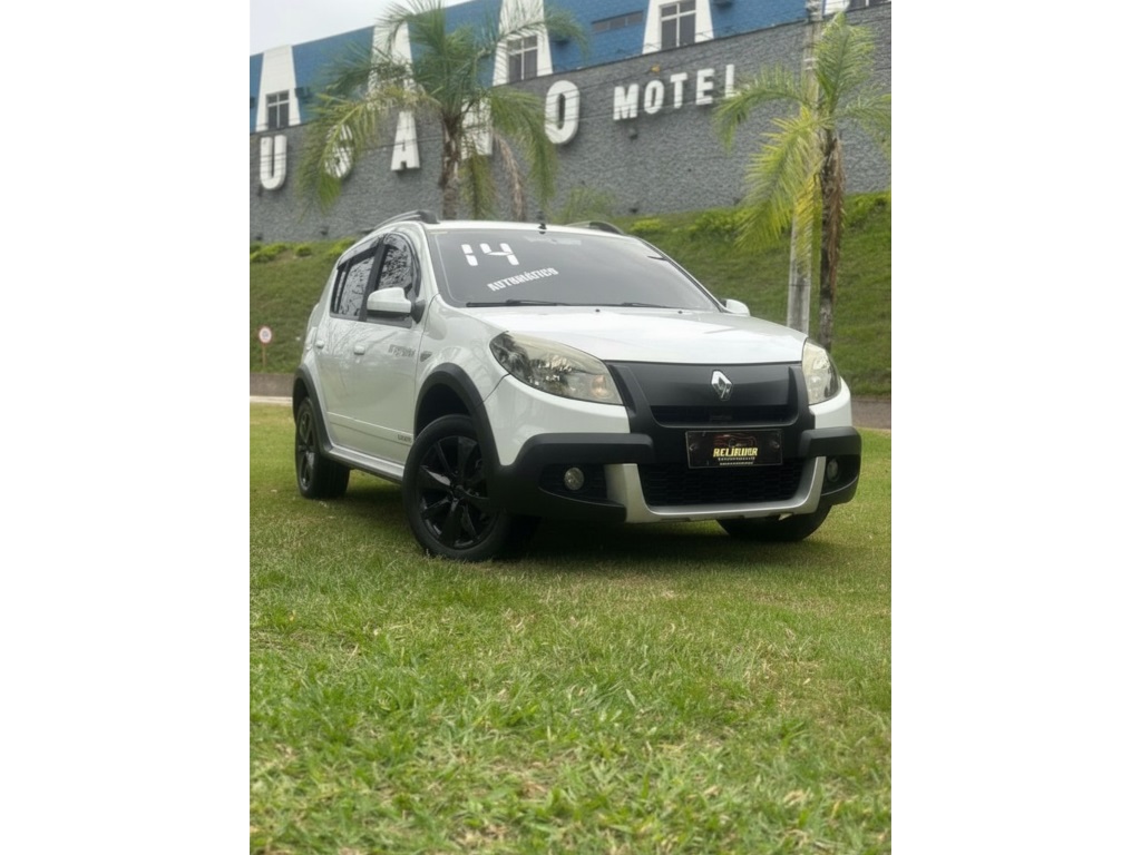 RENAULT SANDERO