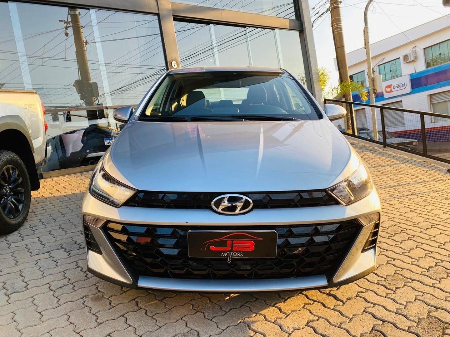HYUNDAI HB20