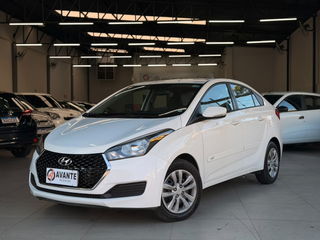 HYUNDAI HB20S