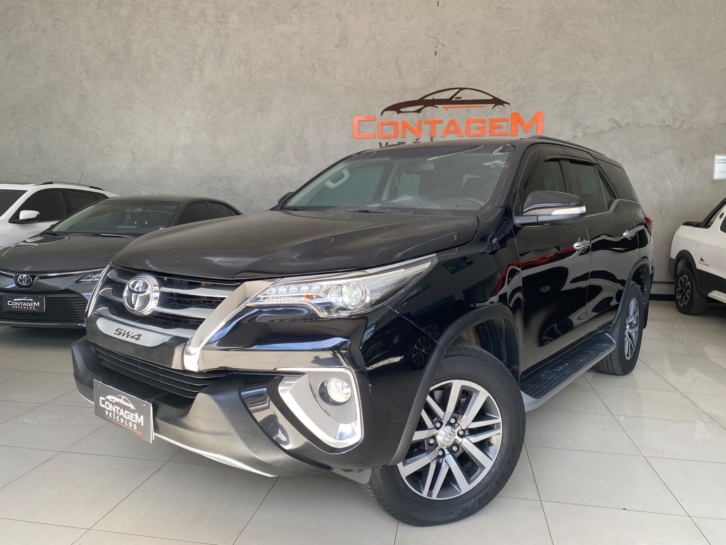 TOYOTA HILUX SW4