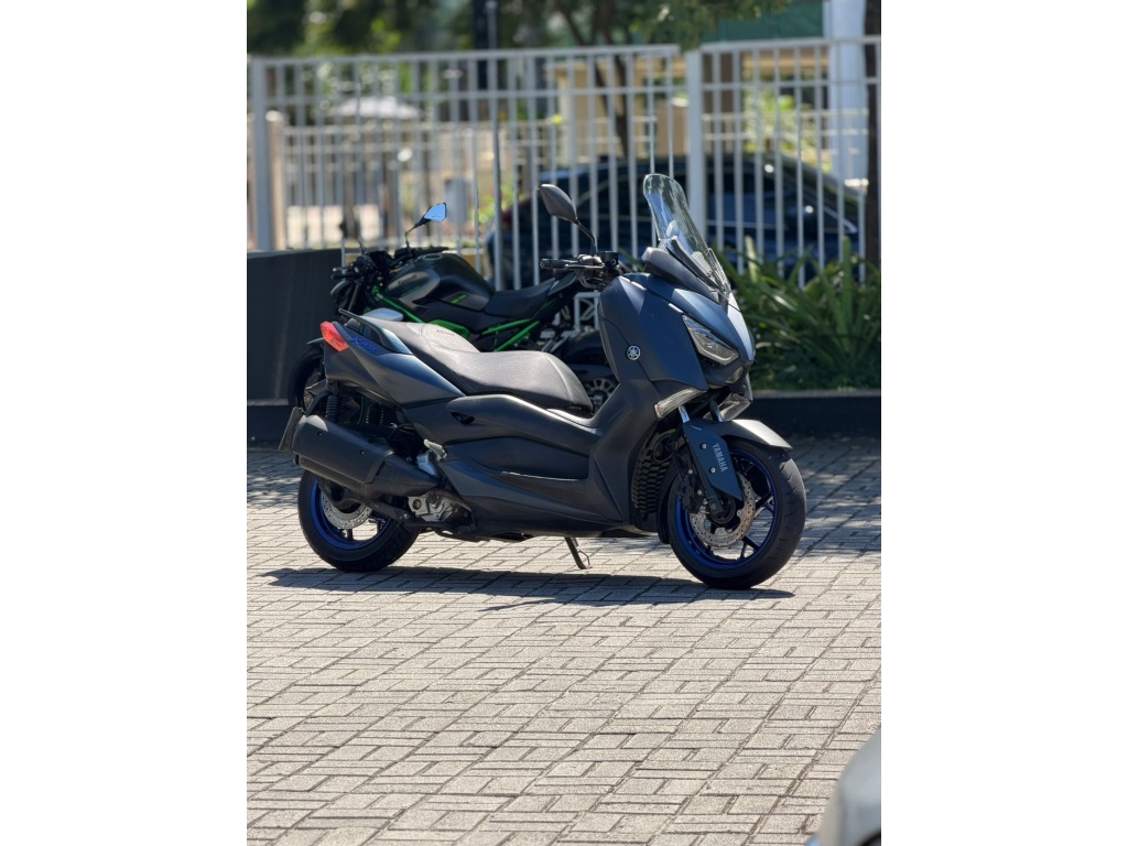 YAMAHA XMAX 250 ABS