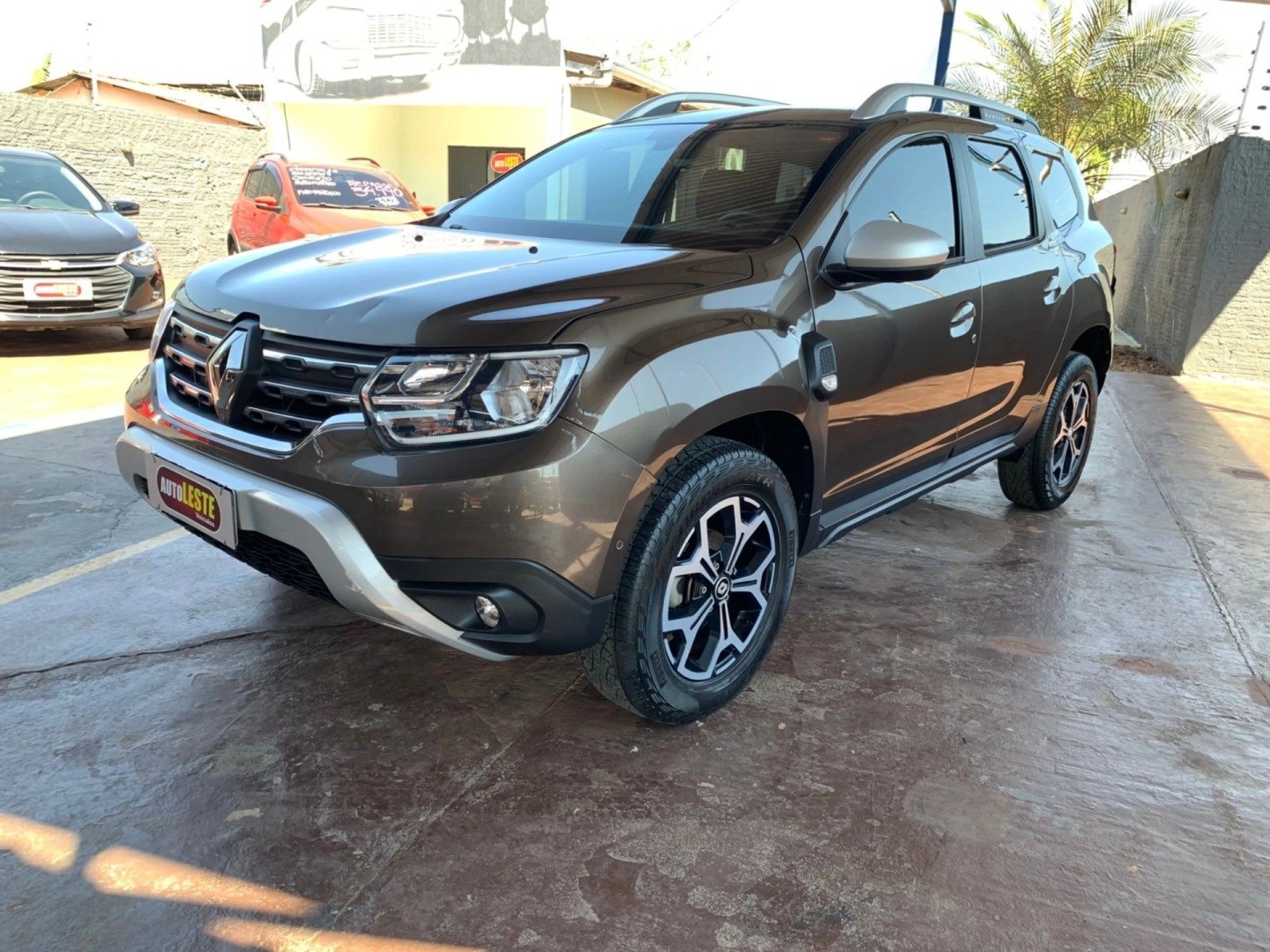RENAULT DUSTER
