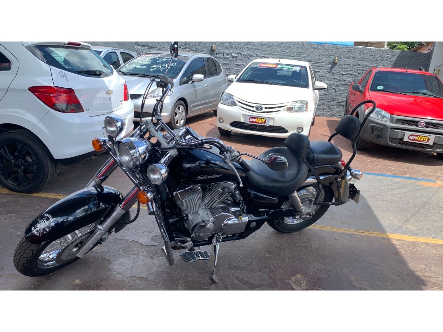 HONDA SHADOW AM 750