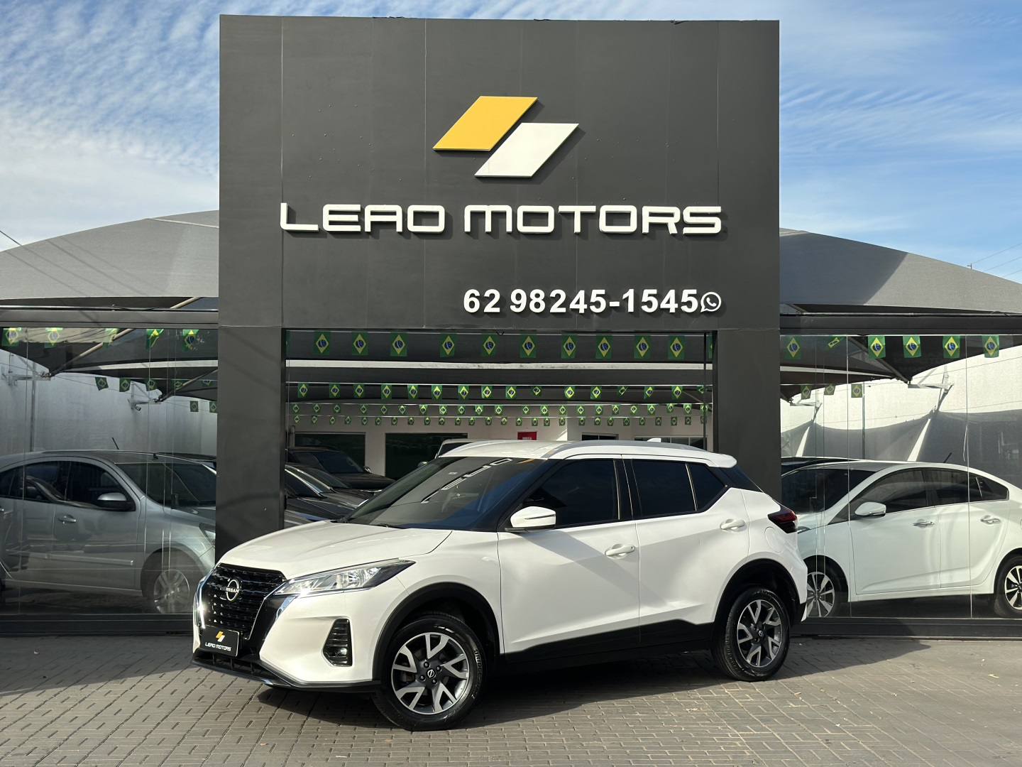 NISSAN KICKS