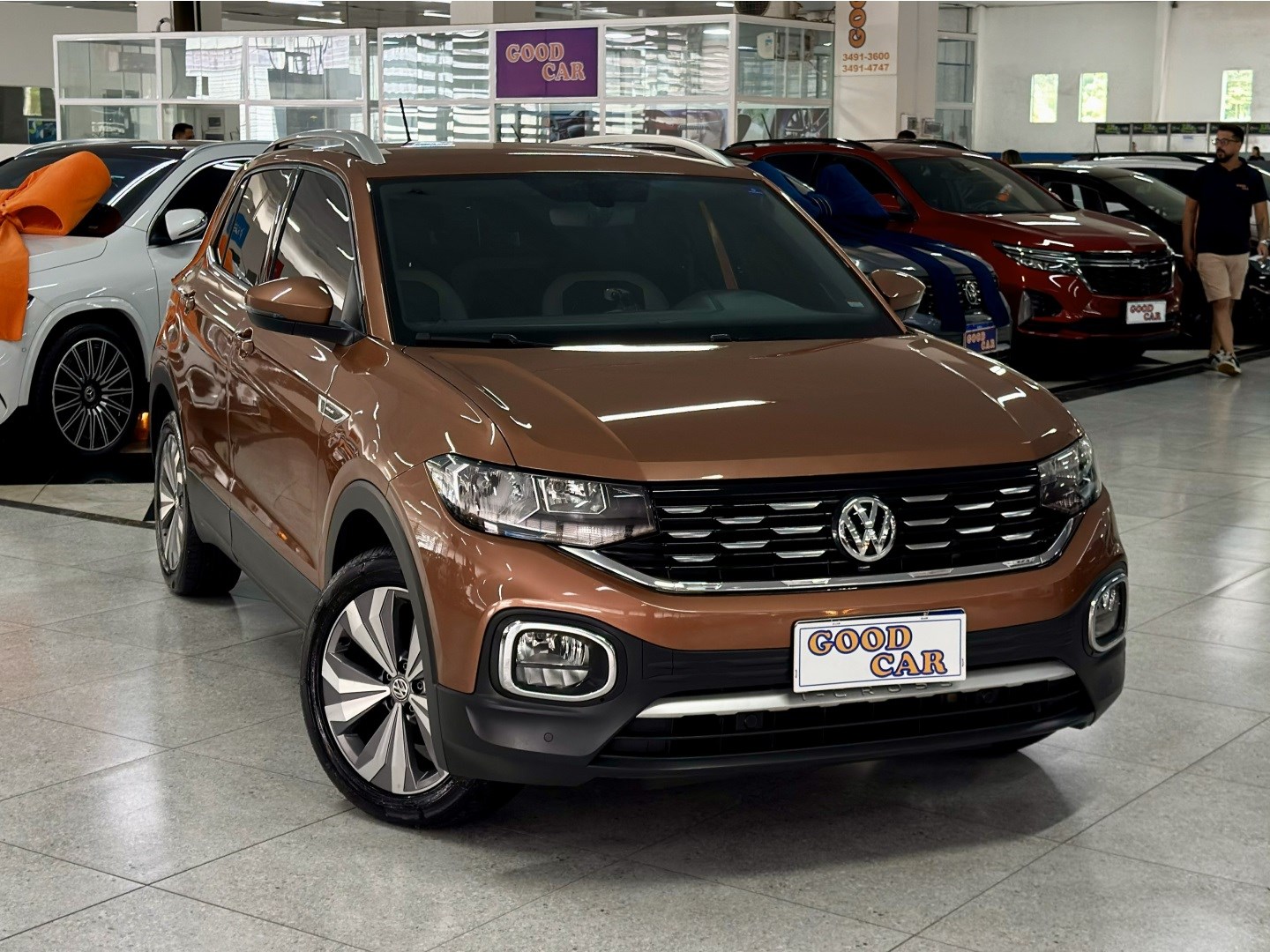 VOLKSWAGEN T-CROSS