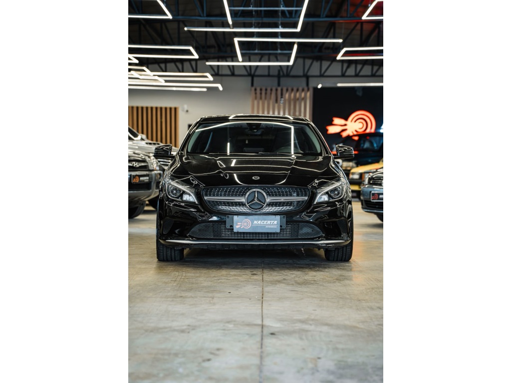 MERCEDES-BENZ CLA 180