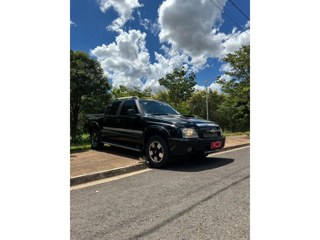 CHEVROLET S10 2.4 MPFI EXECUTIVE 4X2 CD 8V FLEX 4P MANUAL