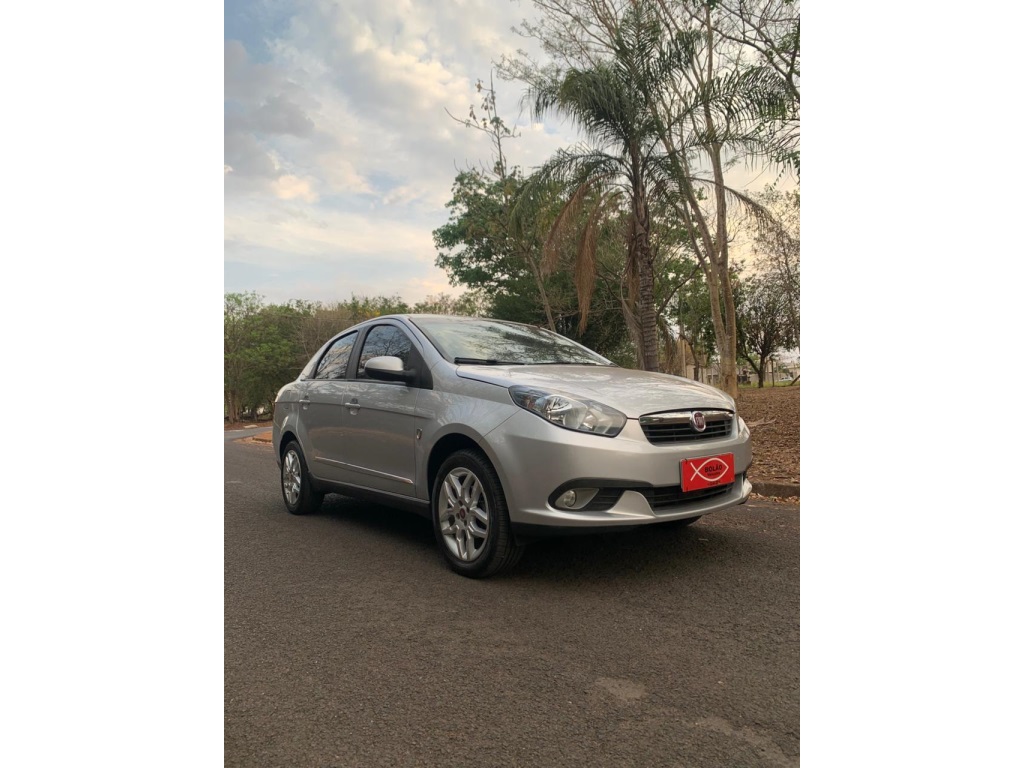 FIAT GRAND SIENA 1.6 MPI ESSENCE 16V FLEX 4P AUTOMATIZADO