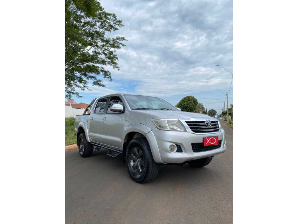 TOYOTA HILUX 2.7 SR 4X2 CD 16V FLEX 4P AUTOMÁTICO