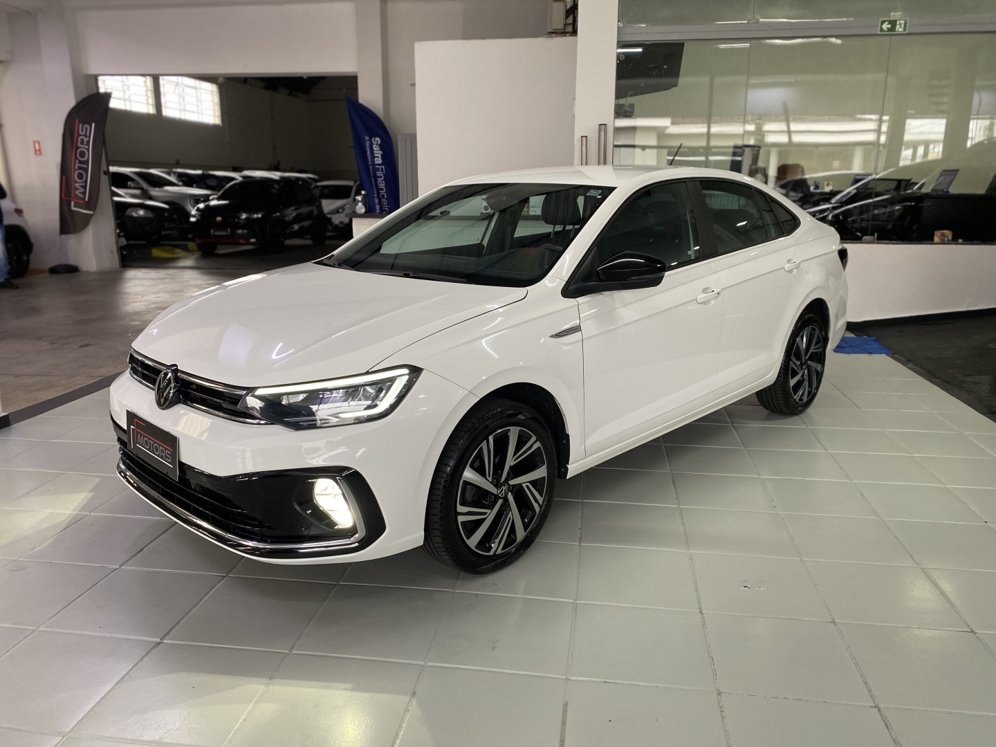 VOLKSWAGEN VIRTUS