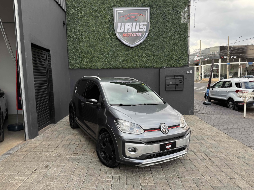 VOLKSWAGEN CROSS UP