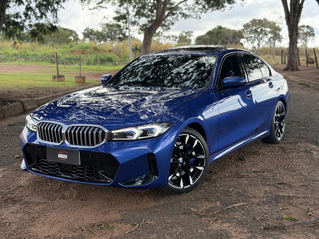 BMW 320i