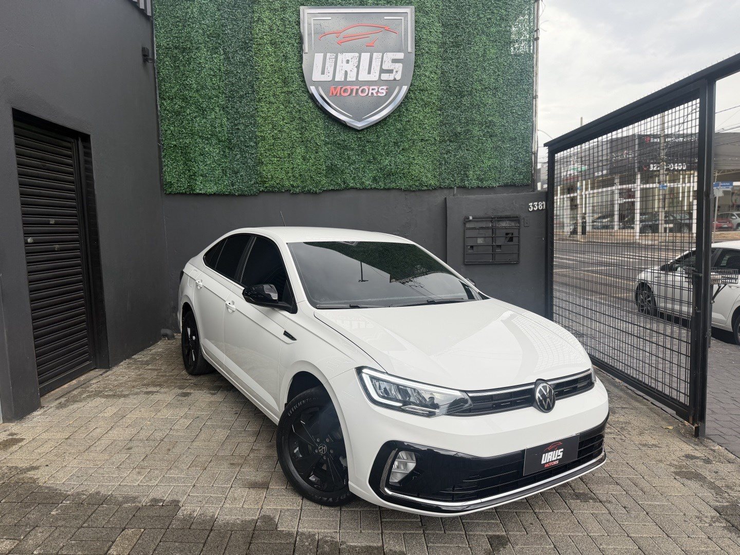 VOLKSWAGEN VIRTUS