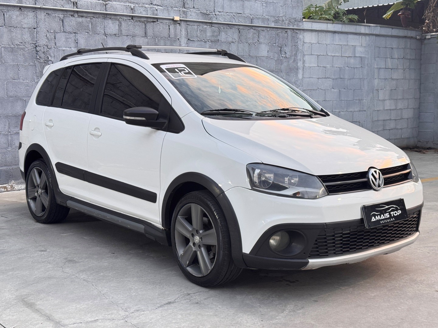 VOLKSWAGEN SPACE CROSS