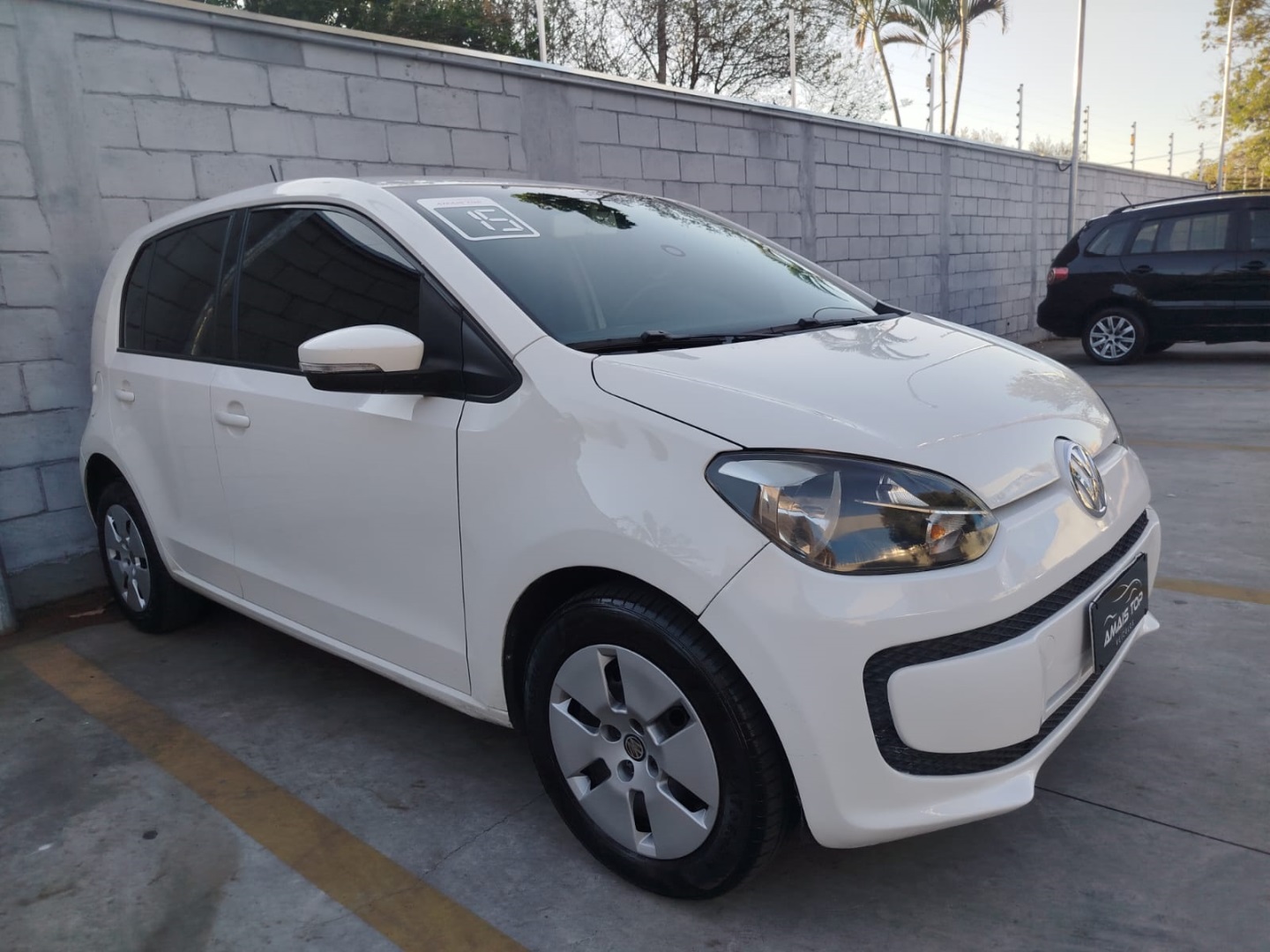 VOLKSWAGEN UP
