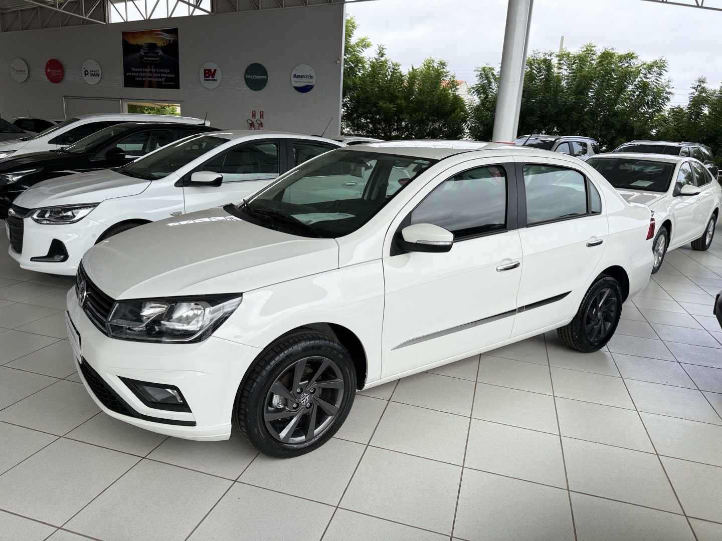 VOLKSWAGEN VOYAGE