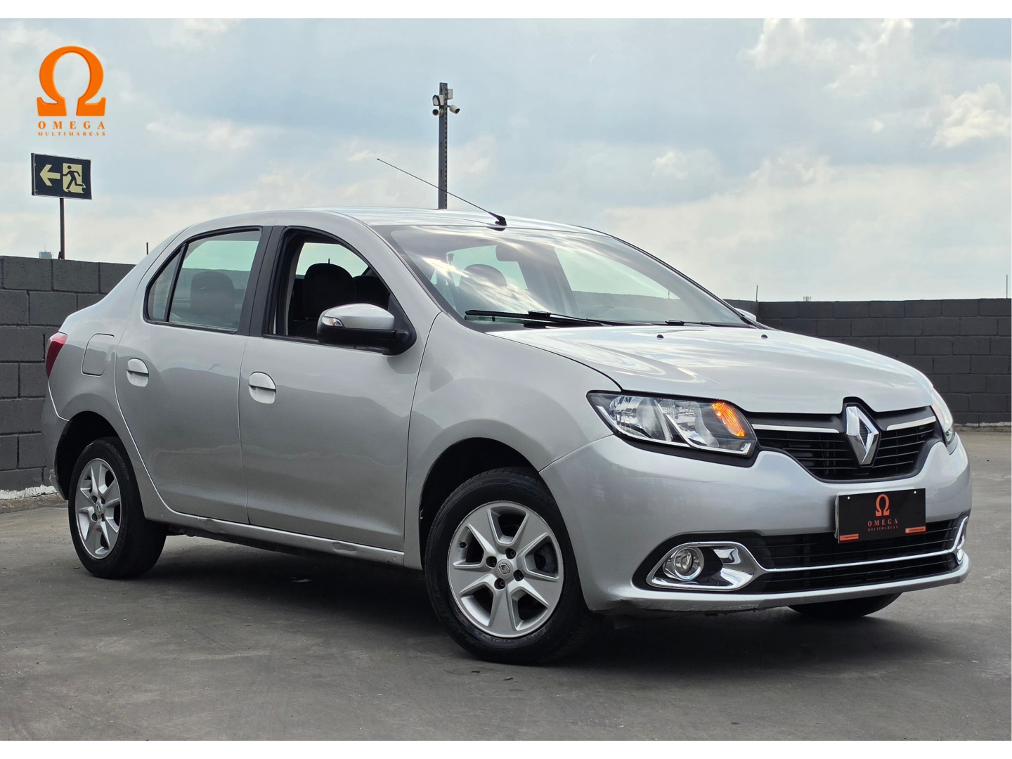 RENAULT LOGAN 1.6 DYNAMIQUE 8V FLEX 4P MANUAL