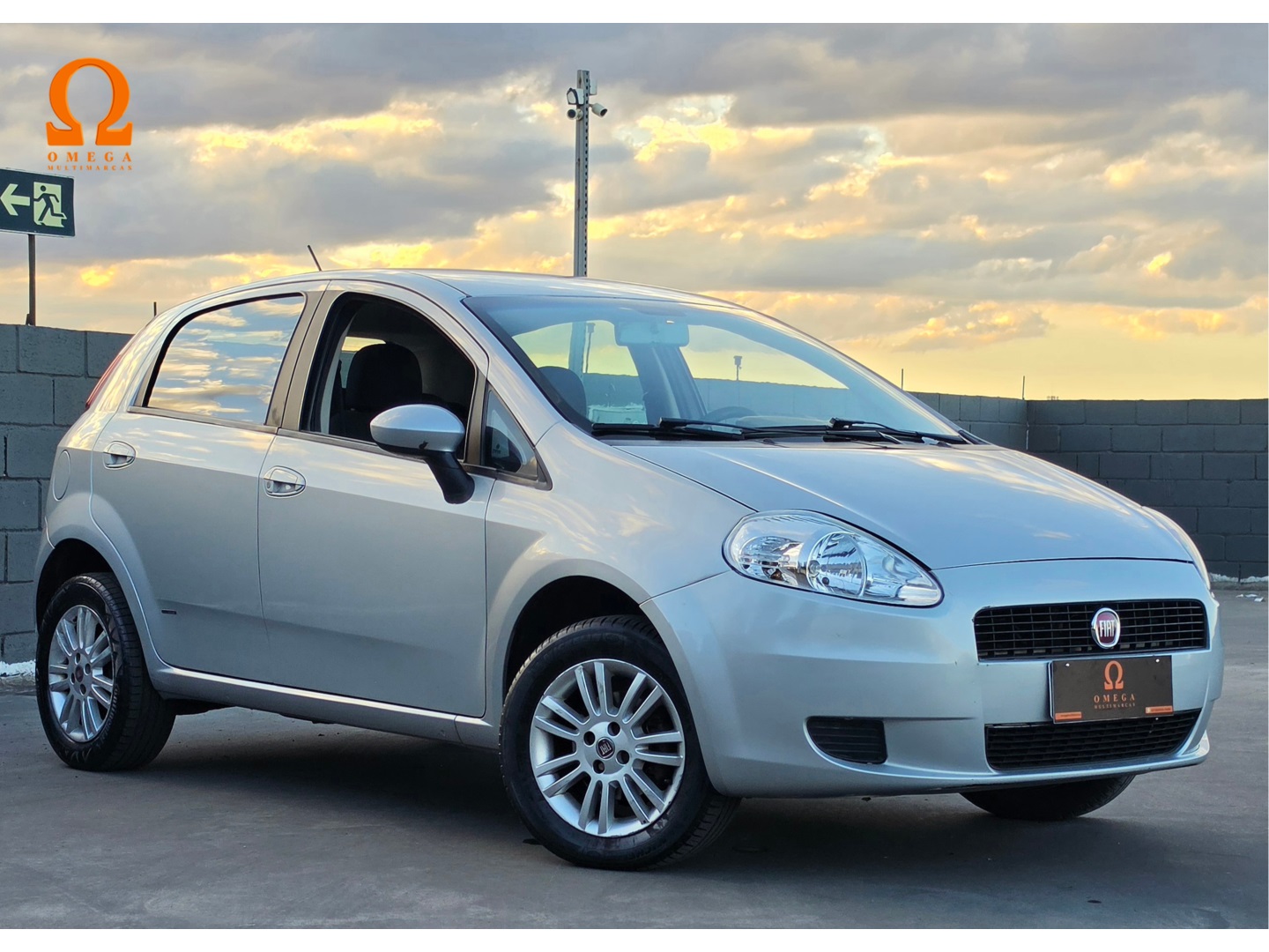 FIAT PUNTO 1.4 ATTRACTIVE 8V FLEX 4P MANUAL