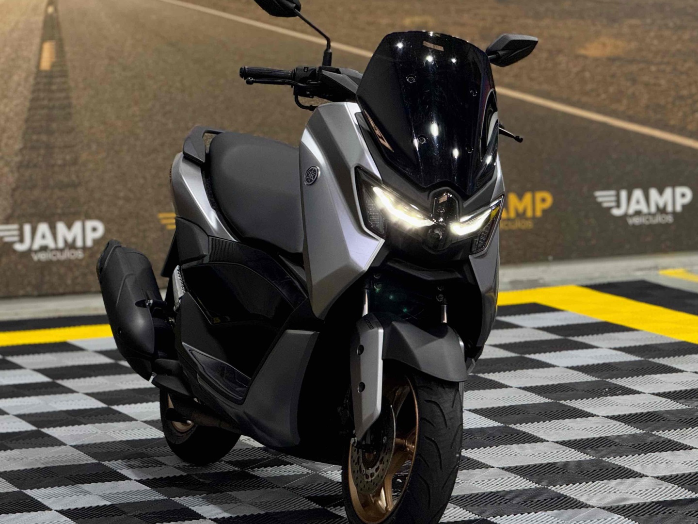 YAMAHA NMAX 160
