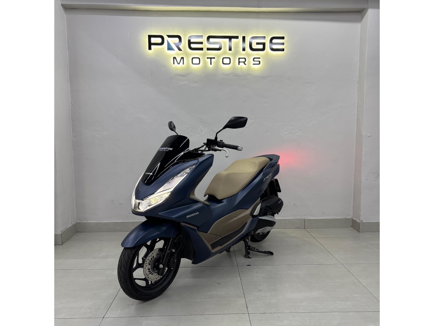 HONDA PCX 160 DLX ABS