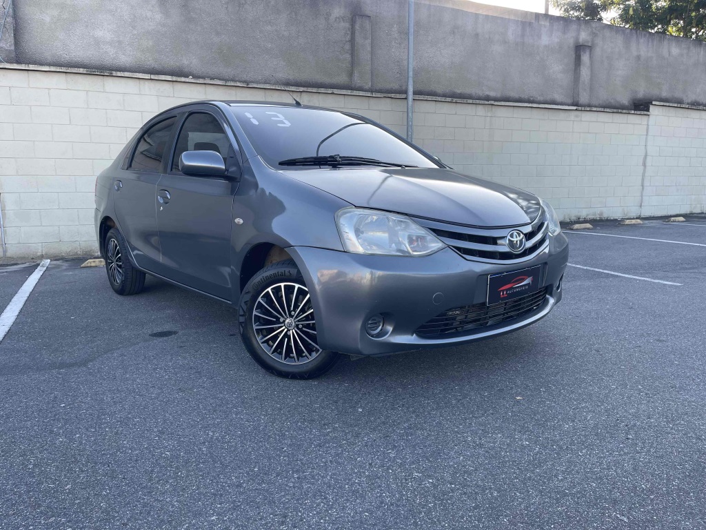 TOYOTA ETIOS