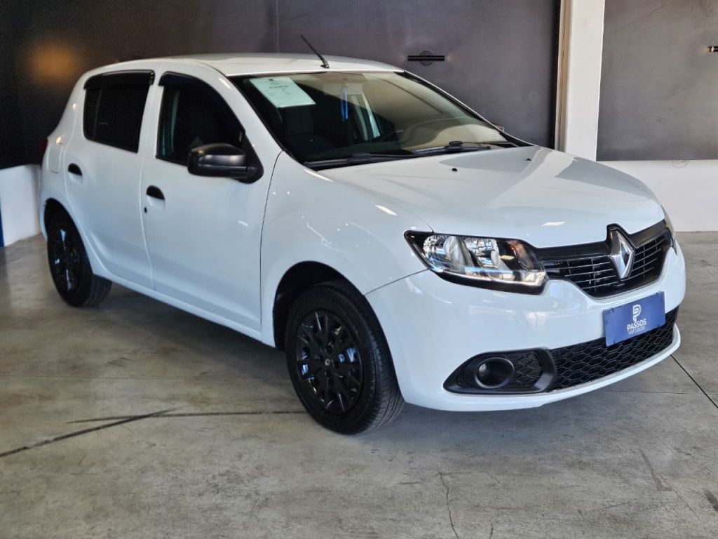 RENAULT SANDERO