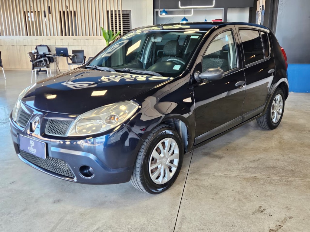 RENAULT SANDERO