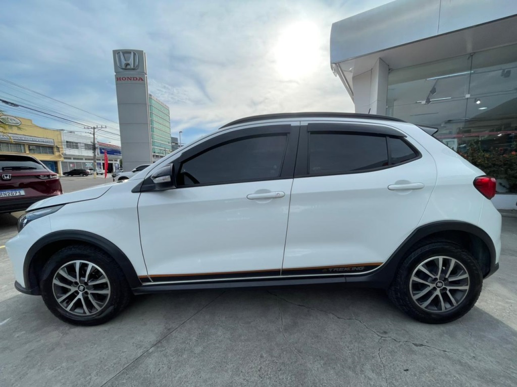 FIAT ARGO 1.3 FIREFLY FLEX TREKKING CVT | Honda Oriental