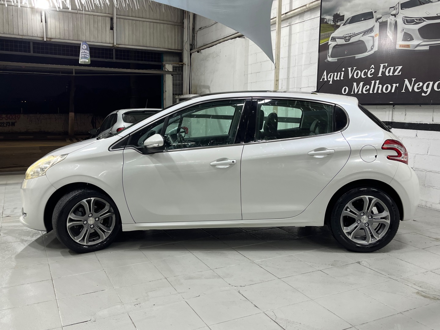 Peugeot 208 1.6 Griffe 16V Flex 4P Automático - foto 3