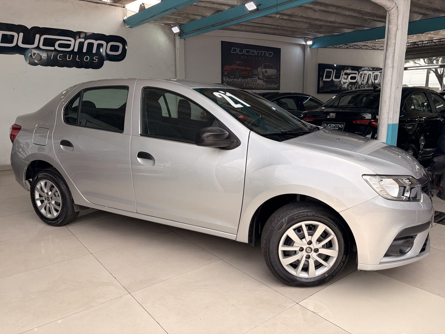 Renault Logan 1.0 12V Sce Flex Life Manual - foto 3