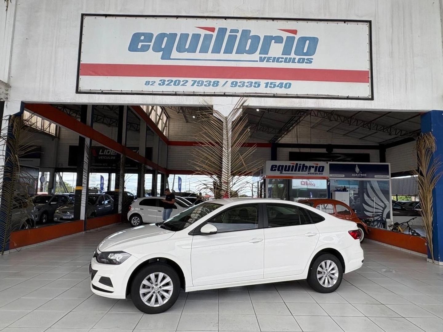 VOLKSWAGEN VIRTUS 1.0 200 TSI COMFORTLINE AUTOMÁTICO