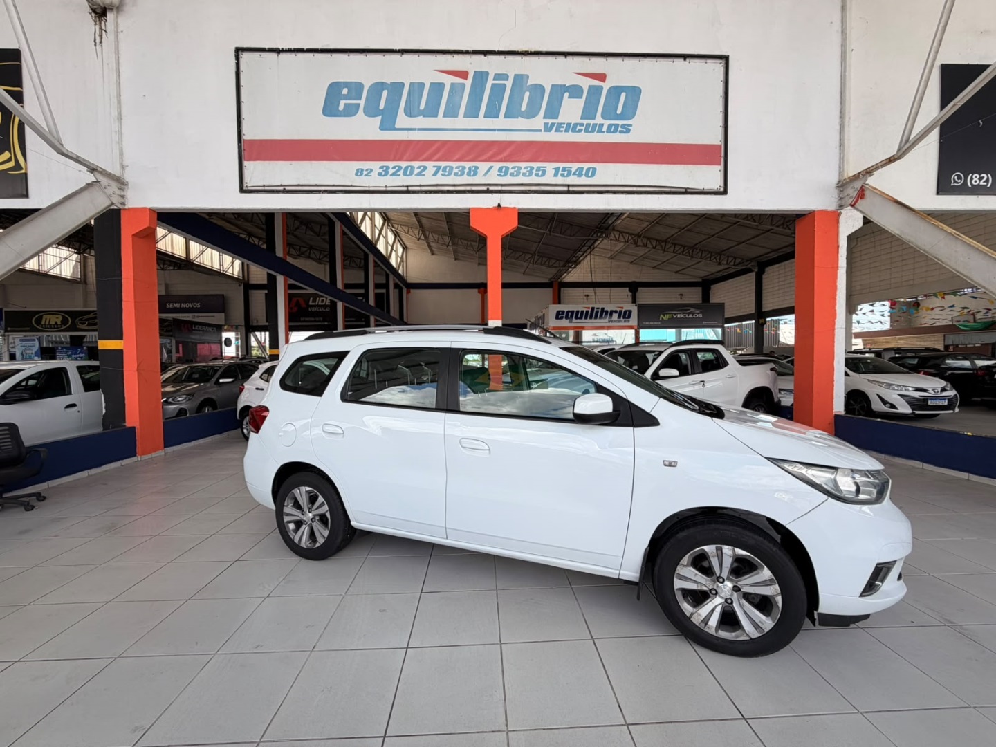 CHEVROLET SPIN SPIN PREMIER 7L 1.8 8V ECONOFLEX 4P C/AR - AUTOMÁTICO