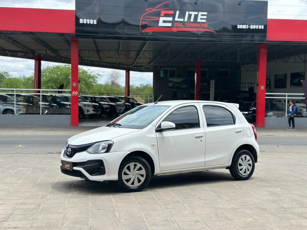 TOYOTA ETIOS