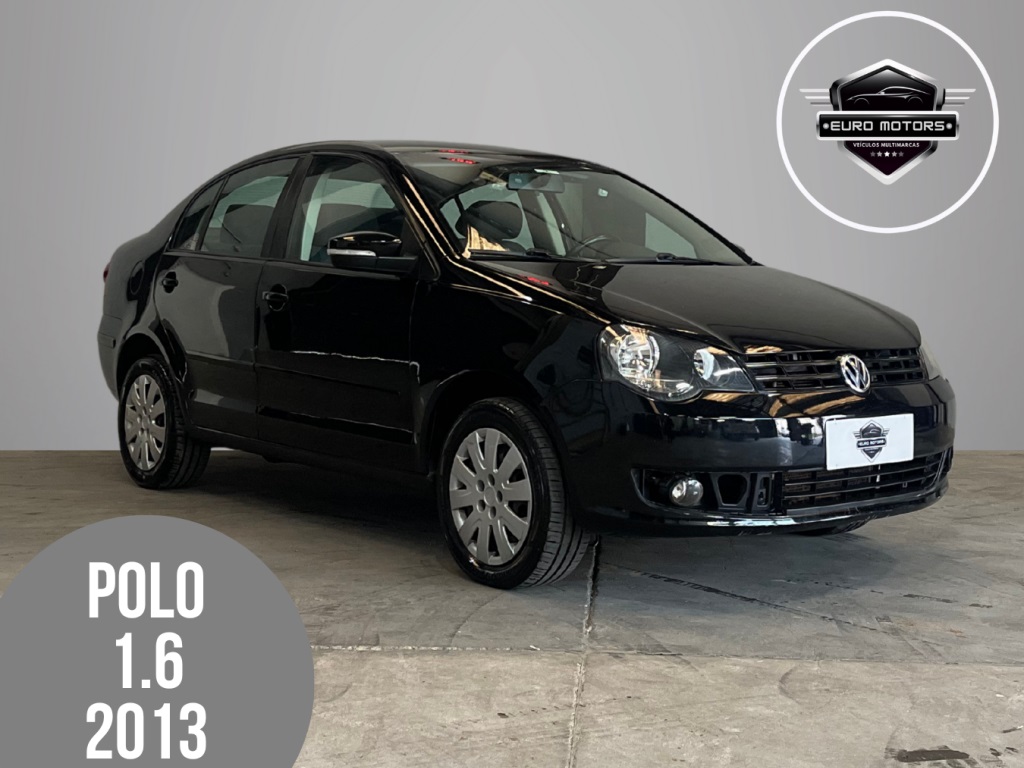 VOLKSWAGEN POLO SEDAN