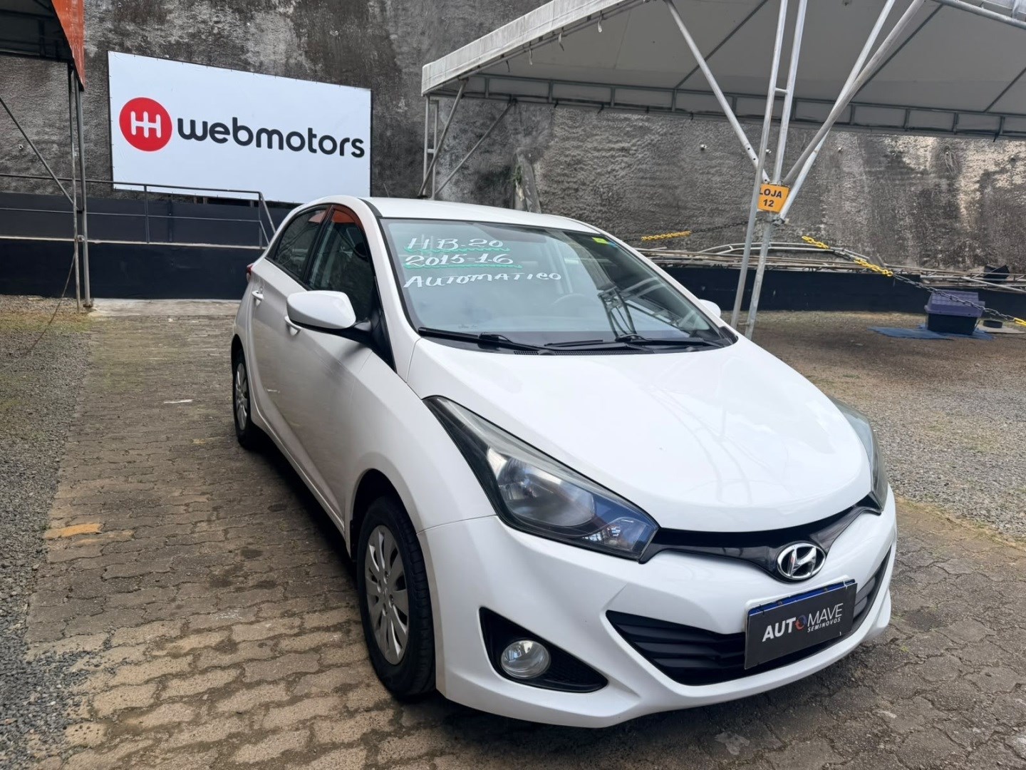 HYUNDAI HB20
