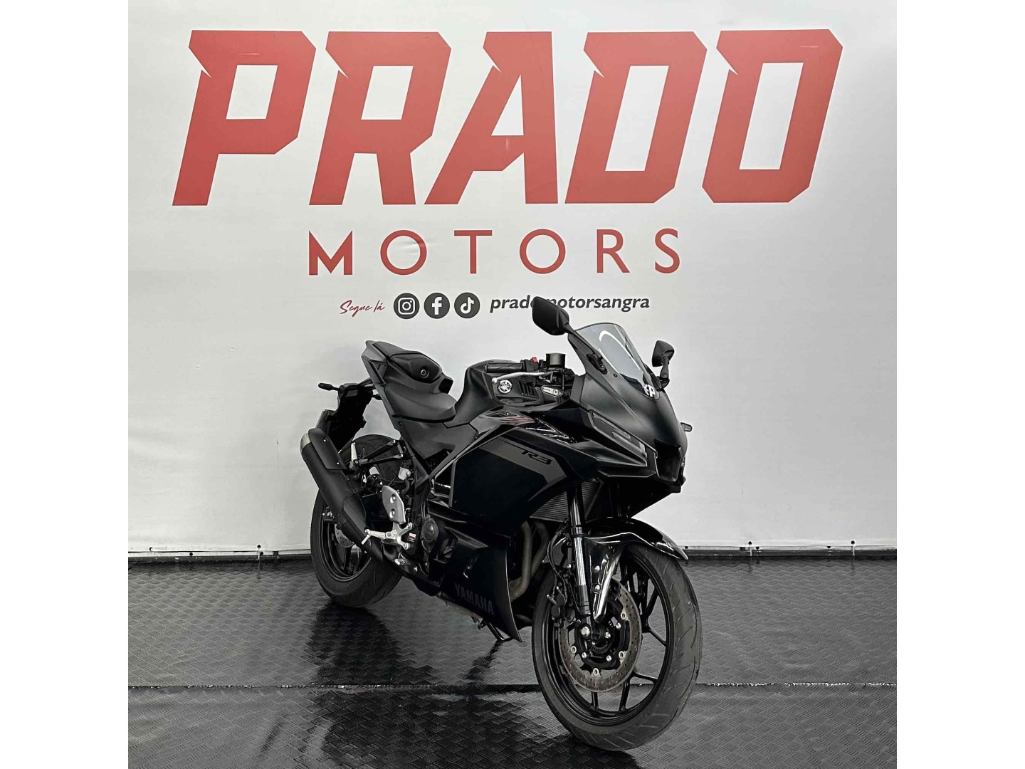 YAMAHA YZF R-3 CONNECTED ABS