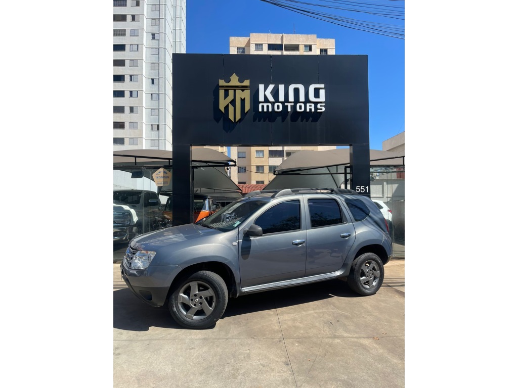 RENAULT DUSTER
