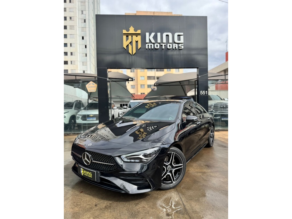MERCEDES-BENZ CLA 200