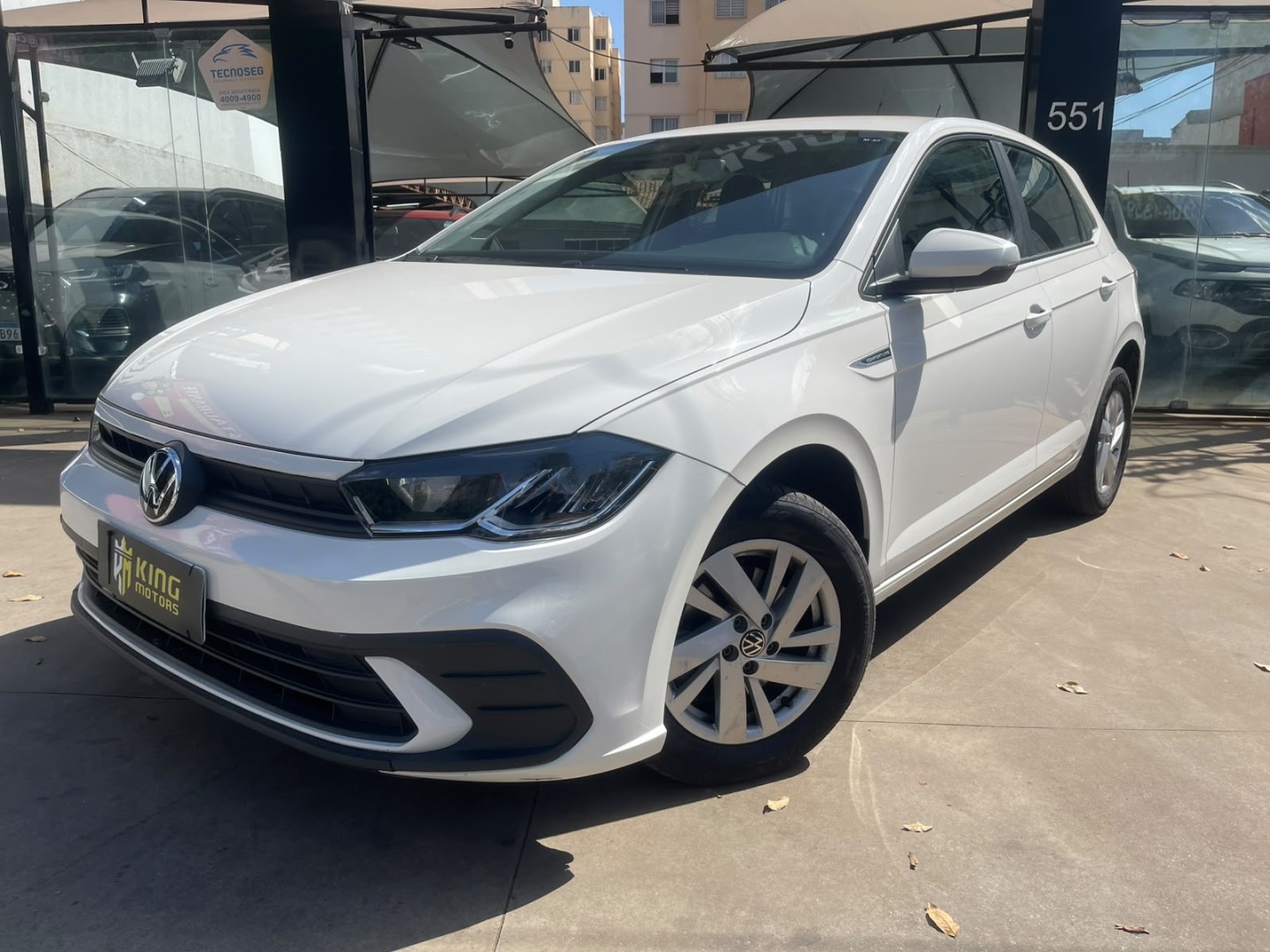 VOLKSWAGEN POLO