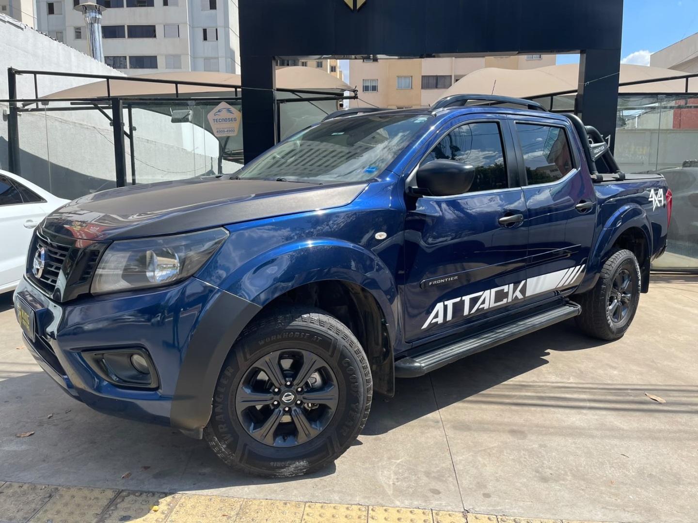 NISSAN FRONTIER