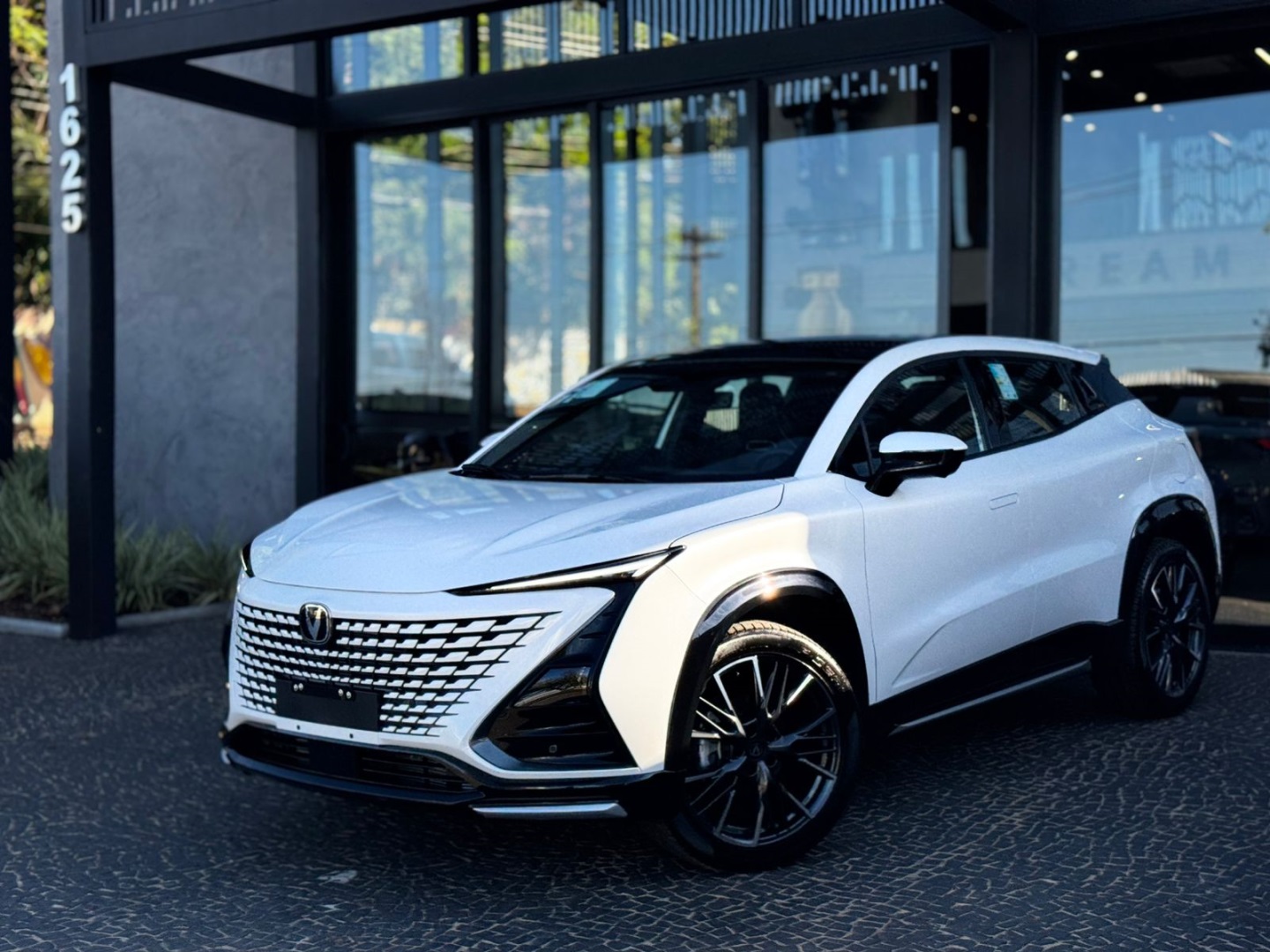 CAOA CHANGAN UNI-T