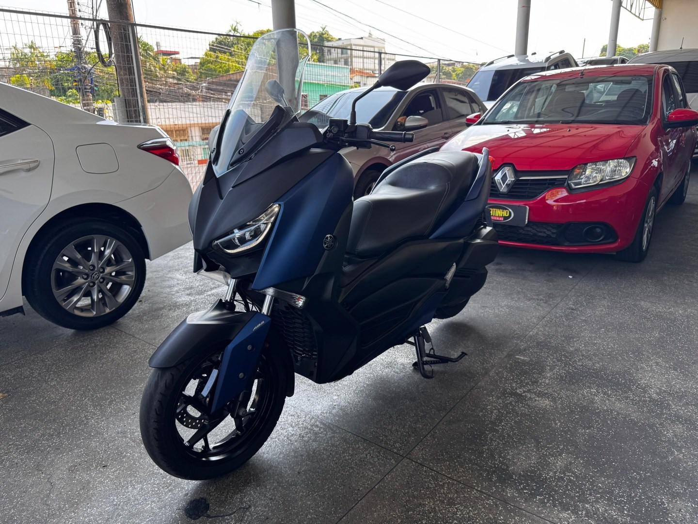 YAMAHA XMAX 250 ABS