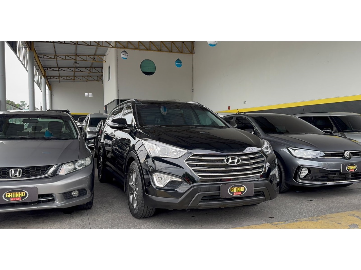 HYUNDAI GRAND SANTA FÉ