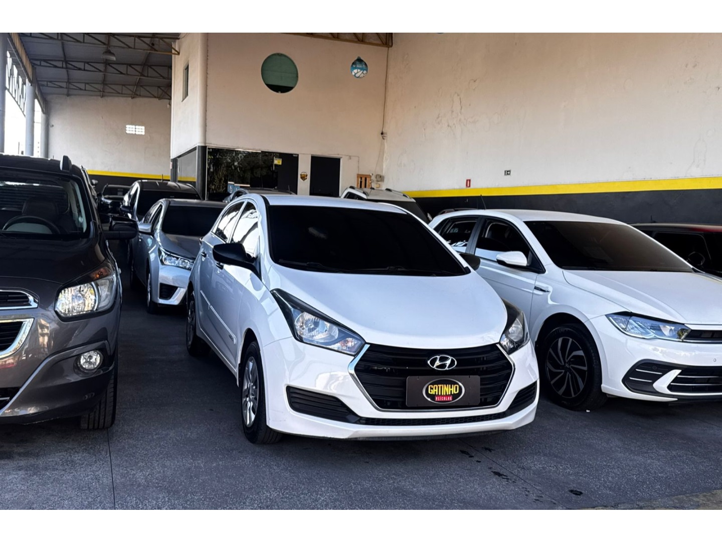 HYUNDAI HB20