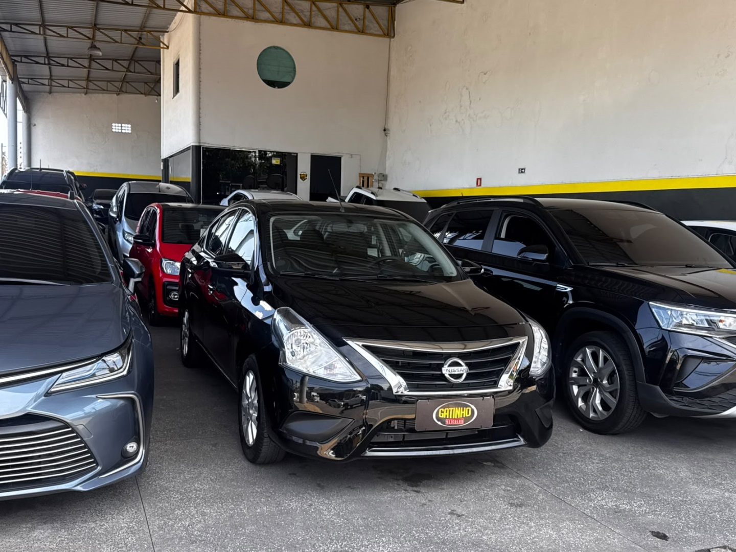 NISSAN VERSA
