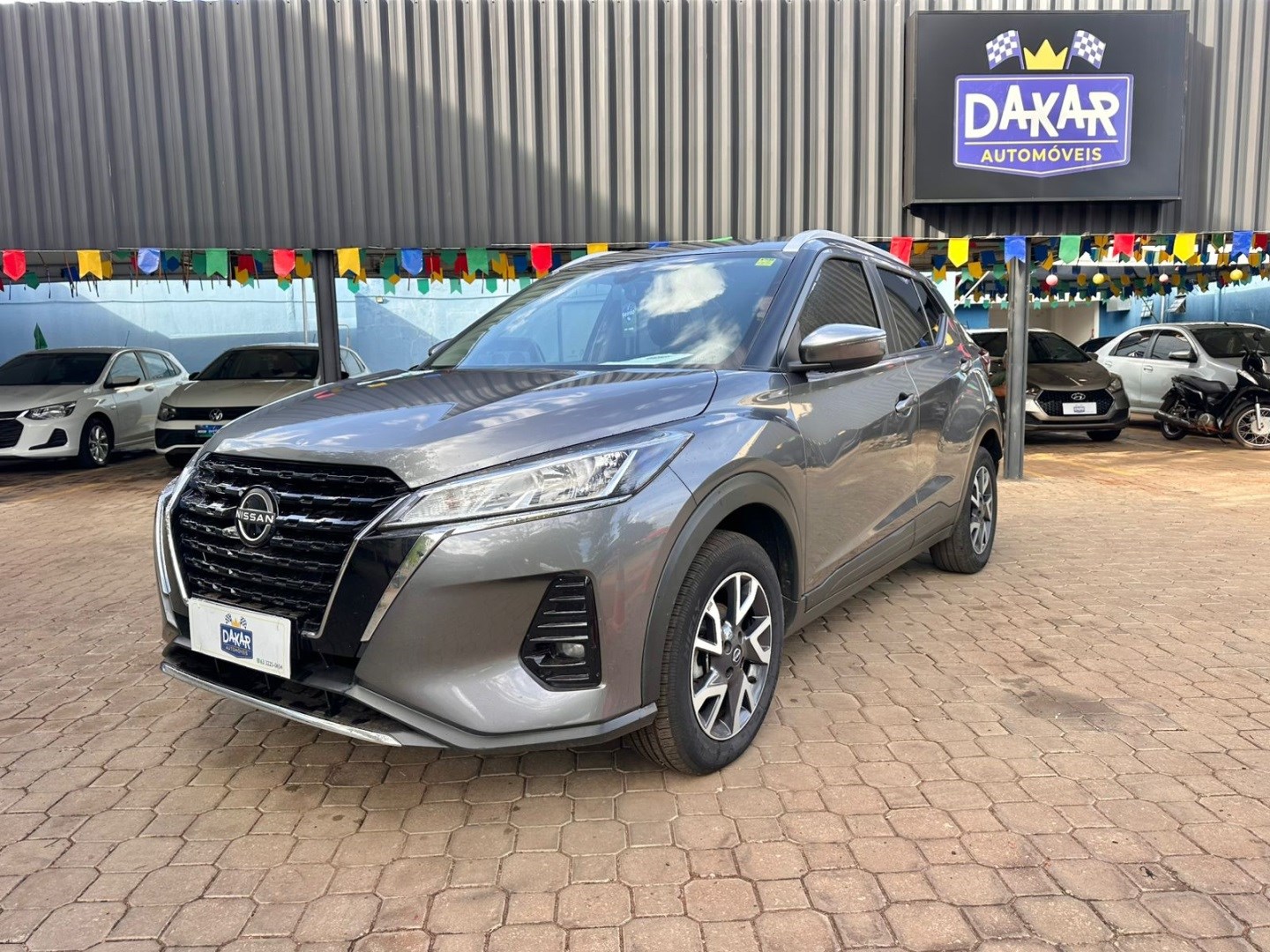 NISSAN KICKS