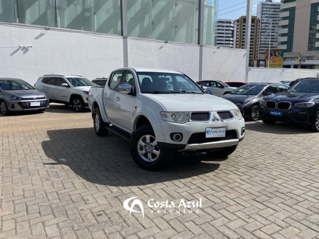 MITSUBISHI L200 TRITON